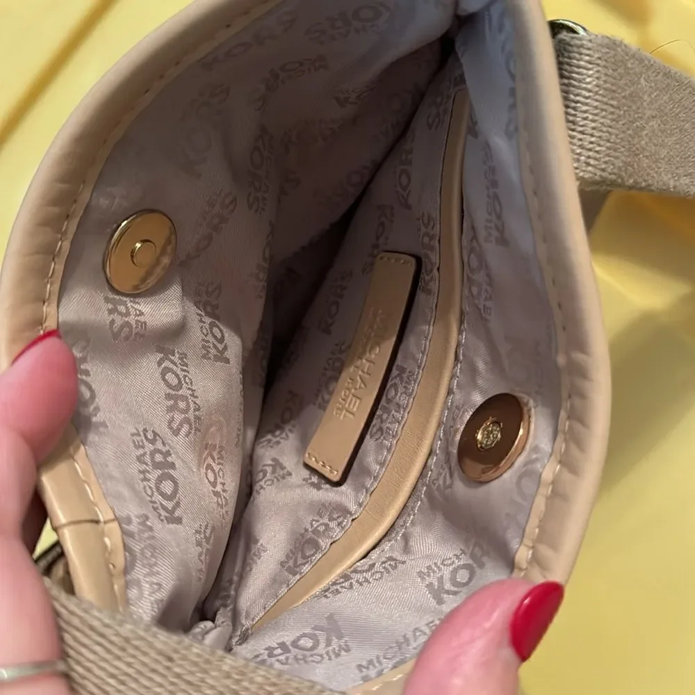 Michael Kors Crossbody Bag